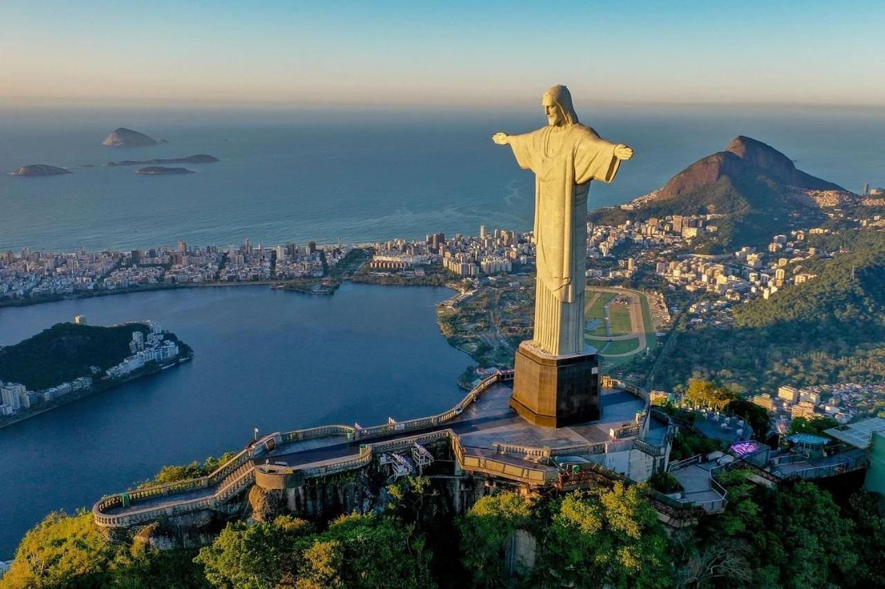 Wish Copacabana: + 1 Tcket Ou Transfer Apartamento